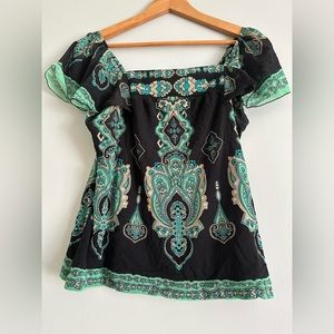 Vintage INC international concepts ruffled short sleeve printed top. Size M